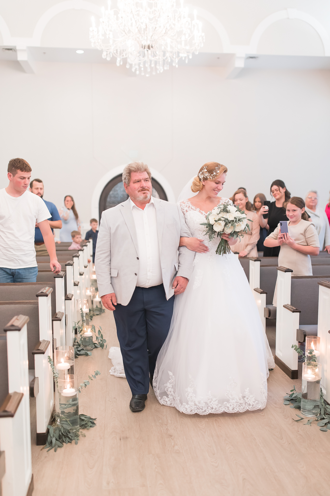 bride walking down the aisle, dallas wedding photographer, wedding at the aristide colleyville