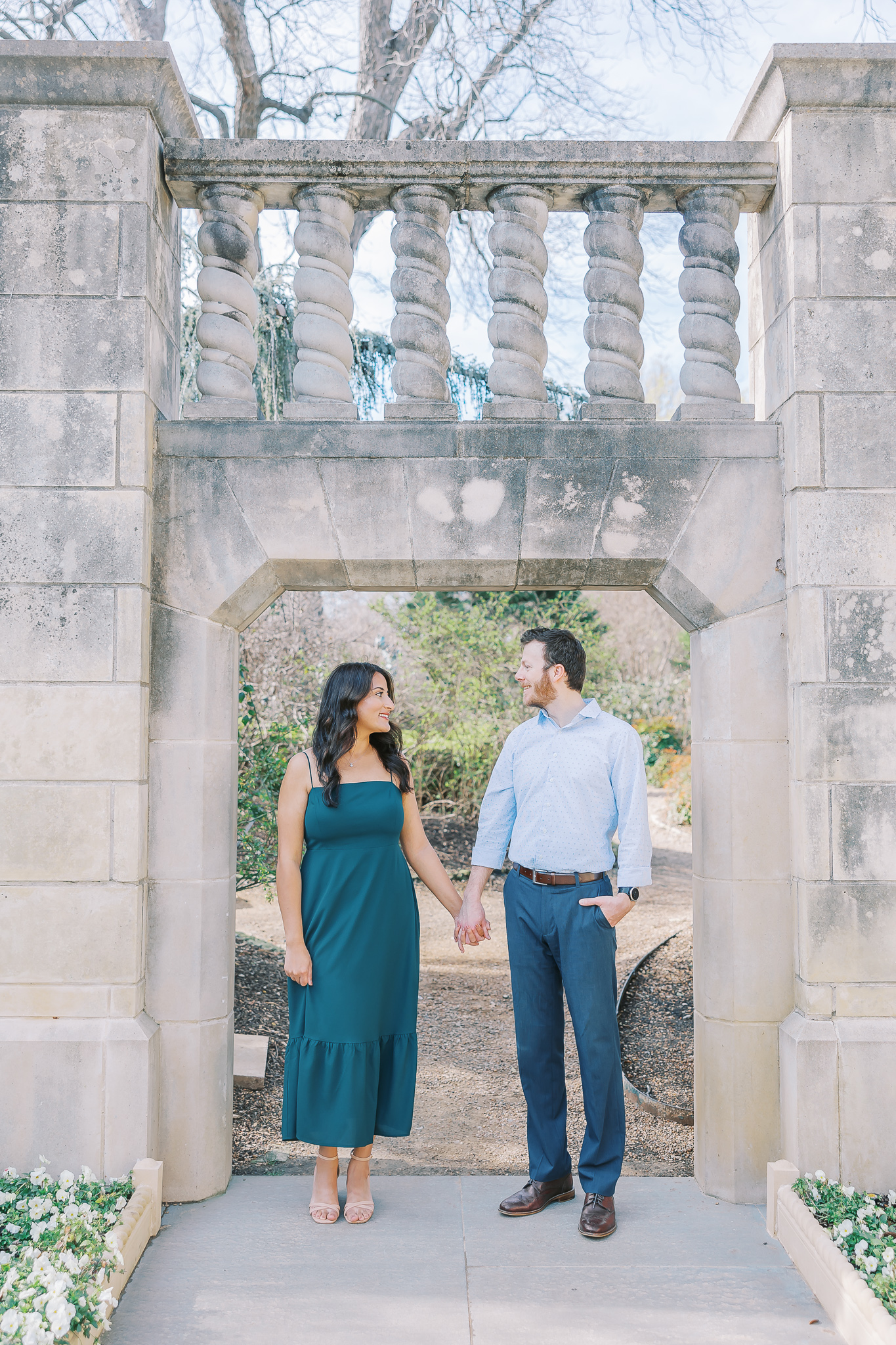 dallas arboretum engagement session, dallas arboretum, dallas arboretum engagement, dallas engagement session, dallas engagement photographer, dallas wedding photographer, brides of north texas, the knotting hill place