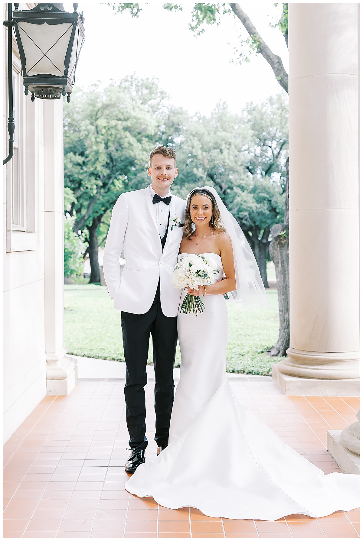 Caroline and Casen's wedding at Robert Carr Chapel in Fort Worth, TX. #dallasweddingphotographer #fortworthweddingphotographer